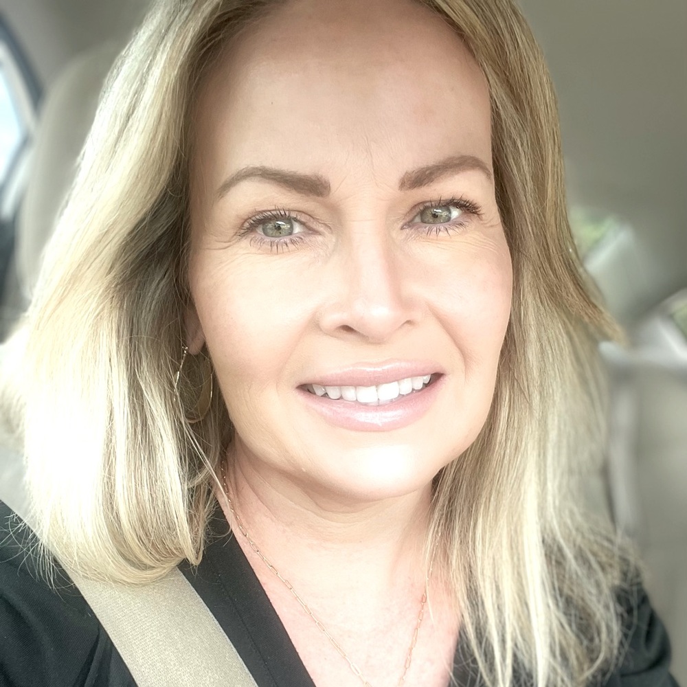 Meet your Posher, Cyndi